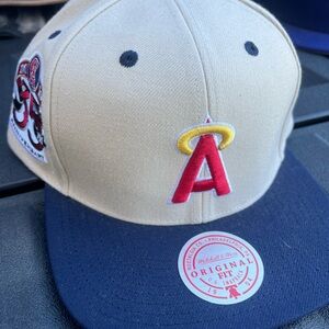 Mitchell & Ness Angels SnapBack